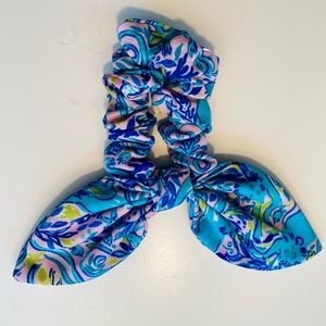 Lily Pulitzer scrunchie